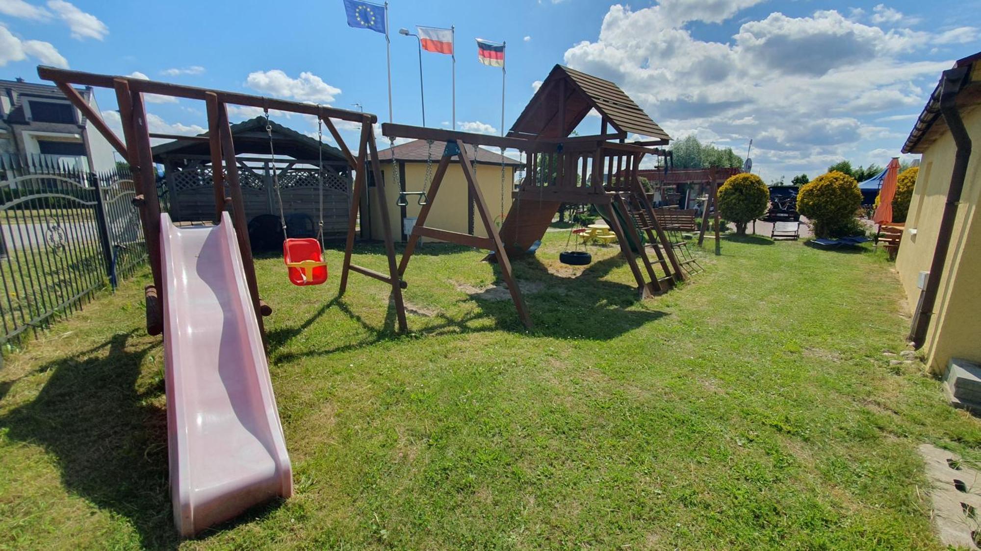 Camping Klif-Nowe Klimatyzowane Domki, 400M Od Centrum Rewala, 30M Od Morza Trzęsacz Eksteriør bilde